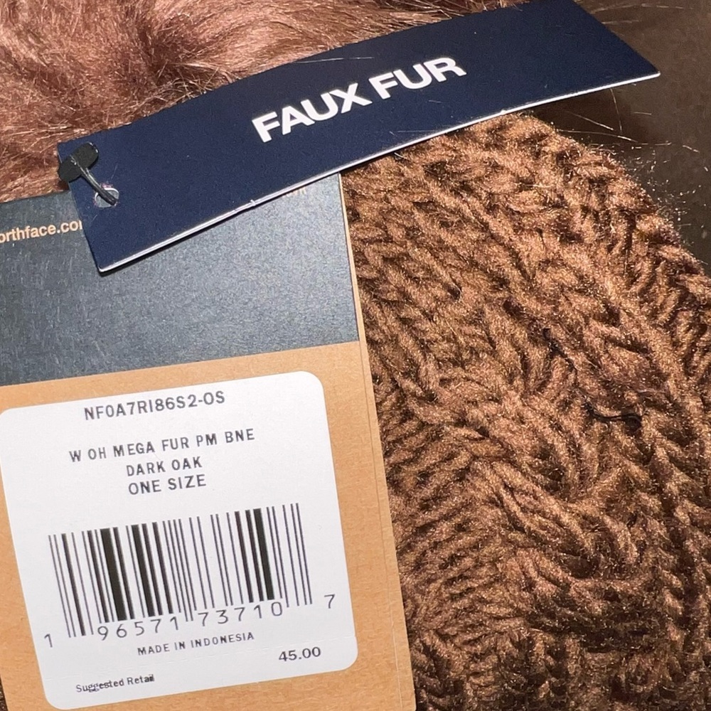NWT The North Face Women's Oh-Mega Fur Pom Beanie DARK OAK BROWN - Picture 3 of 3